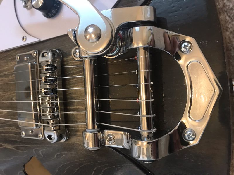 Rickenbacker Bigsby